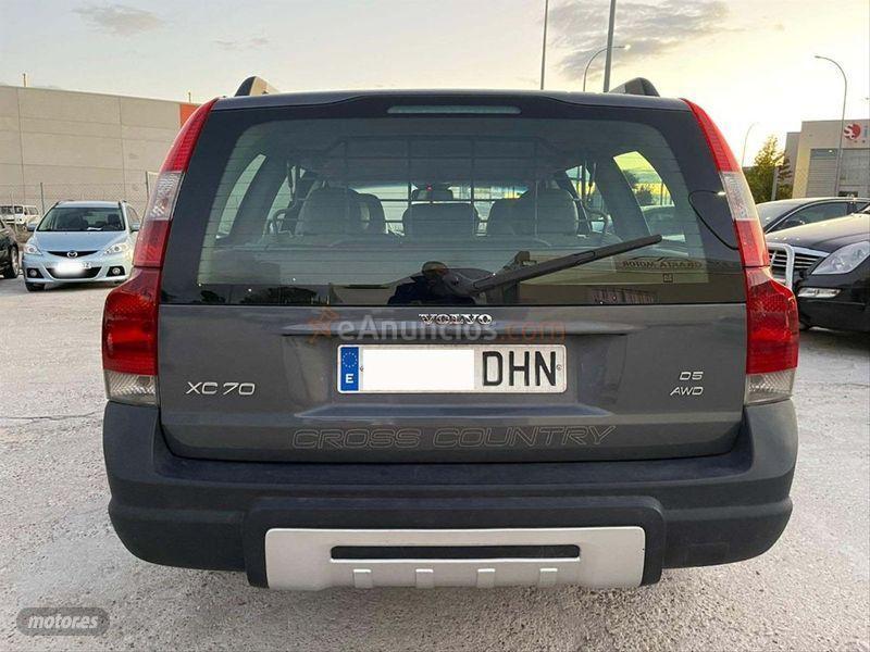 Volvo XC 70 2.4 D5 Summum de 2005 con 326.149 Km por 4.499 EUR. en Madrid