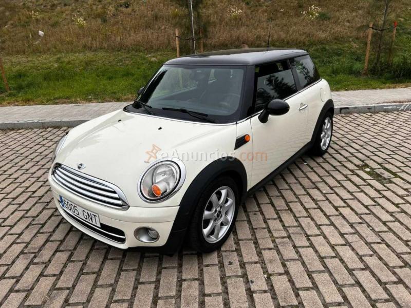 MINI Cooper D 110cv 6 vel. 