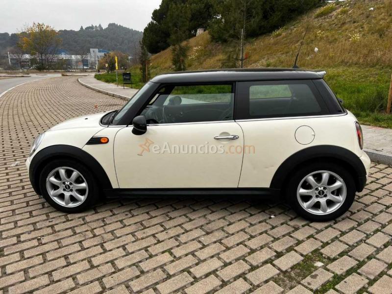MINI Cooper D 110cv 6 vel. 