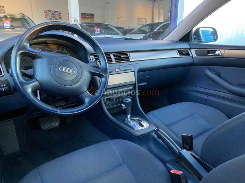 Audi A6 2.4 i 