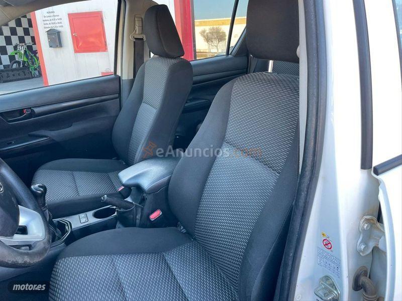 Toyota Hilux 2.4 D4D Cabina Doble GX de 2018 con 179.200 Km por 20.990 EUR. en Ciudad Real