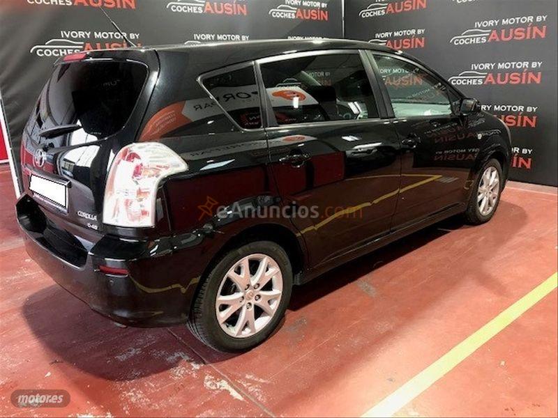 Toyota Corolla Verso 2.2 D4D 136 CV Luna de 2008 con 271.000 Km por 4.800 EUR. en Madrid