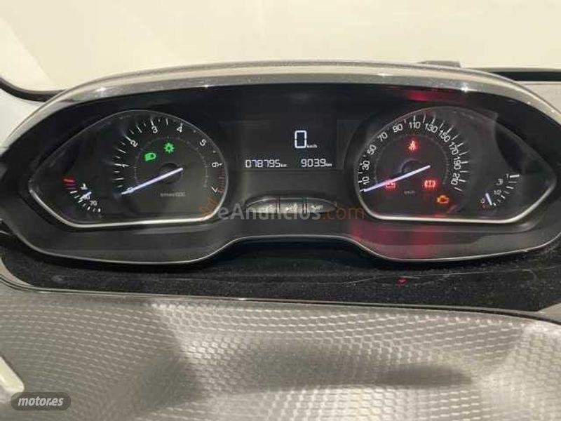 Peugeot 2008 1.2 PureTech S&S Style 110 de 2017 con 79.000 Km por 12.500 EUR. en Barcelona