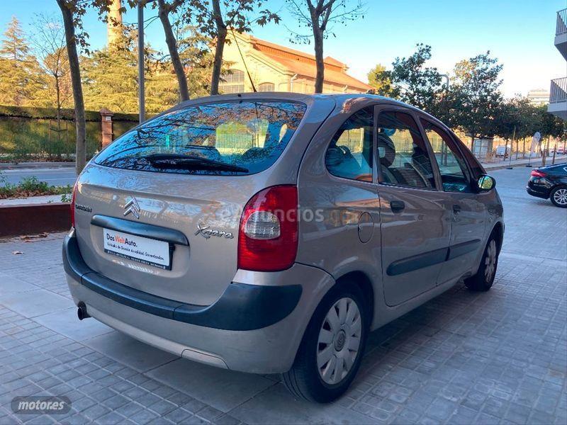 Citroen Xsara Picasso 2.0 HDI SX de 2005 con 120.000 Km por 2.200 EUR. en Barcelona