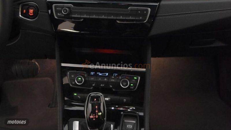 BMW Serie 2 Gran Tourer 218d de 2021 con 15.536 Km por 31.999 EUR. en Madrid