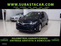 Toyota Auris 1.8 140H Active Touring Sports de 2016 con 165.998 Km por 10.500 EUR. en Sevilla