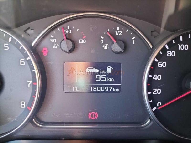 Kia Carens 1.6 GDi 135CV x-Tech Eco-Dynamic 5pl 7 PLAZAS