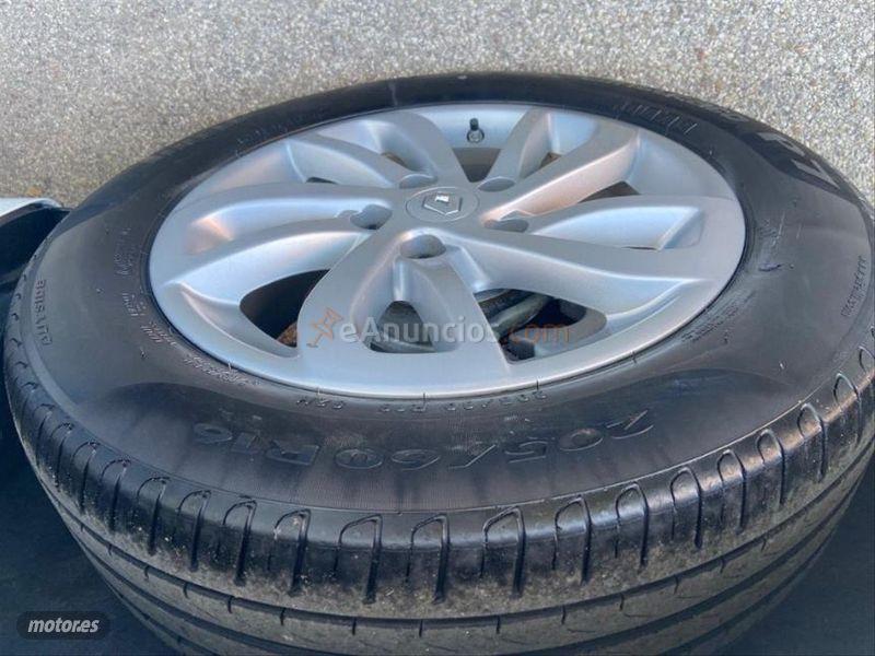 Renault Scenic LIMITED Energy dCi 130 Euro 6 de 2016 con 32.000 Km por 12.990 EUR. en Madrid