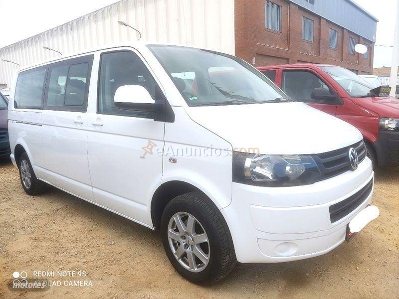 Volkswagen Caravelle Largo 2.0 TDI 102cv Trendline Edition de 2012 con 215.478 Km por 18.499 EUR. en Sevilla