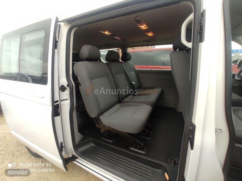 Volkswagen Caravelle Largo 2.0 TDI 102cv Trendline Edition de 2012 con 215.478 Km por 18.499 EUR. en Sevilla