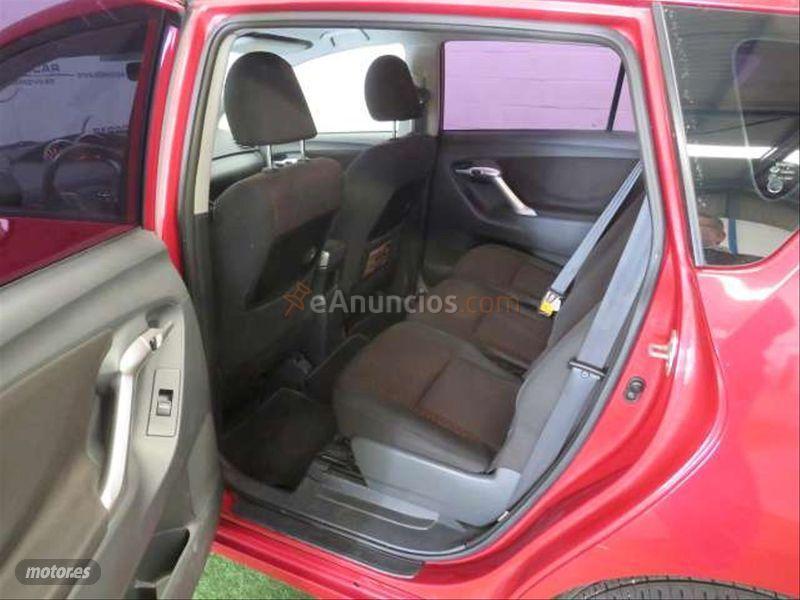 Toyota Verso 2.0 D4D Active 5pl. de 2011 con 220.000 Km por 7.890 EUR. en Sevilla