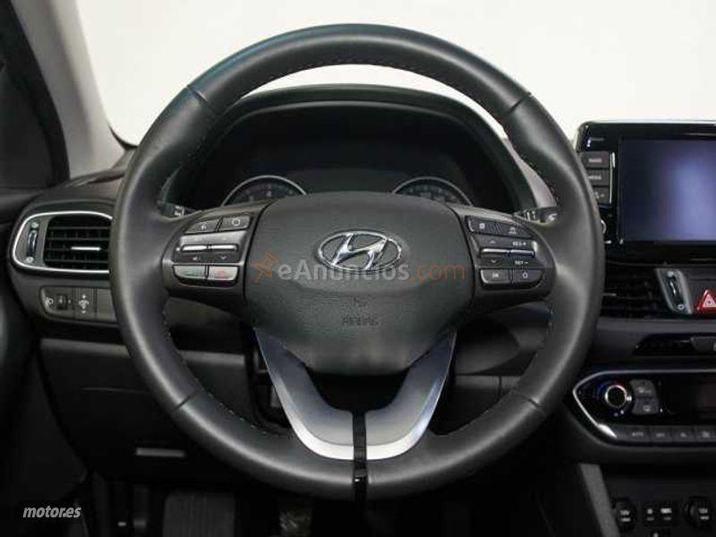 Hyundai i30 1.0 TGDI Tecno 120 de 2018 con 17.900 Km por 16.900 EUR. en Cadiz