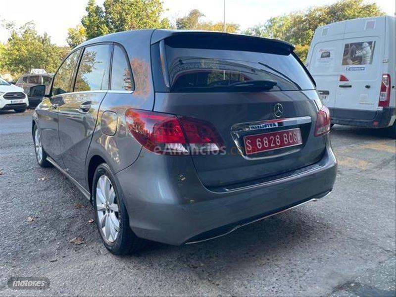 Mercedes Clase B B 180 d de 2017 con 49.800 Km por 20.600 EUR. en Cadiz