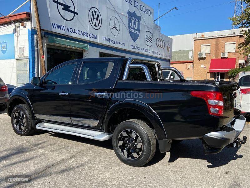 Mitsubishi L 200 DC 300 DID Kaiteki Auto de 2017 con 28.990 Km por 28.990 EUR. en Madrid