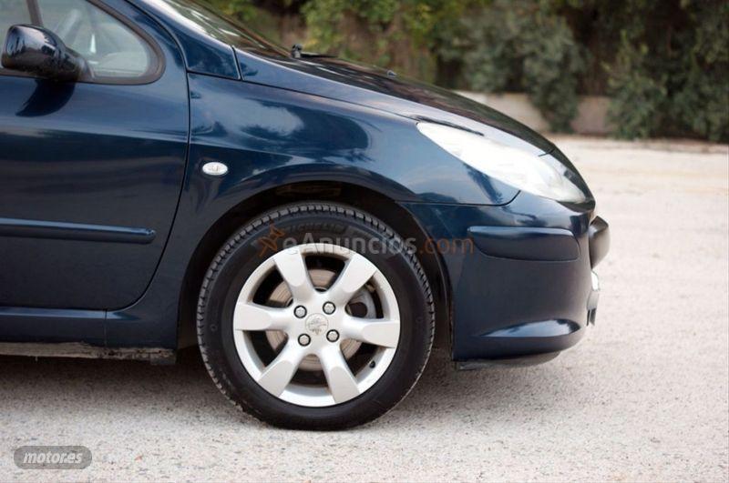 Peugeot 307 SW 1.6 HDi Pack de 2007 con 266.100 Km por 3.500 EUR. en Murcia