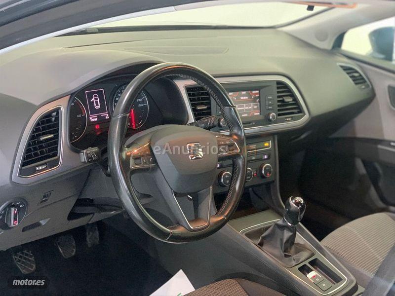 Seat Leon ST 1.6 TDI 85kW 115CV StSp Style de 2017 con 129.000 Km por 14.900 EUR. en Cadiz