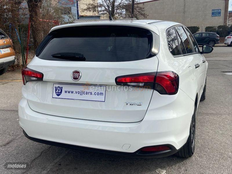 Fiat Tipo SW 1.4 70kW 95CV Mirror de 2019 con 17.000 Km por 12.990 EUR. en Madrid