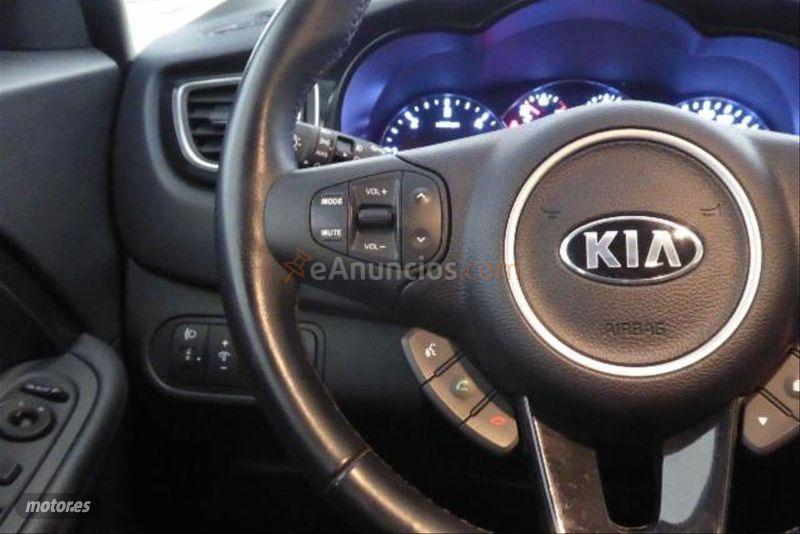 Kia Carens 1.7 CRDi VGT 85kW115CV Drive EcoDynam de 2017 con 68.086 Km por 13.900 EUR. en Barcelona