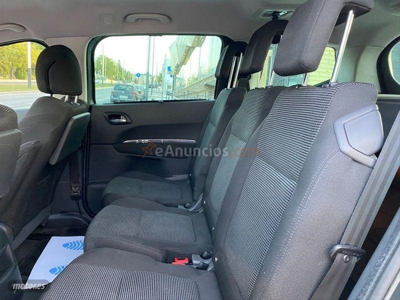 Peugeot 5008 Premium 1.6 HDI 110 FAP de 2010 con 285.000 Km por 3.990 EUR. en Jaen