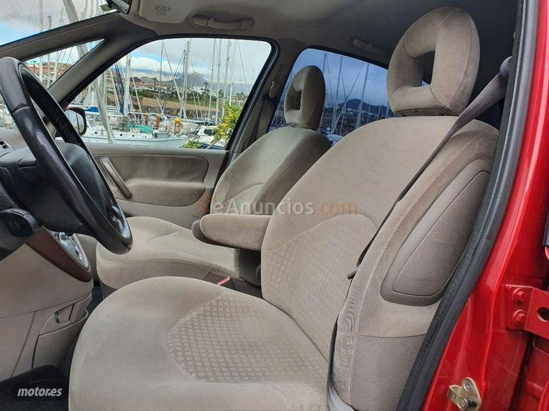 Citroen Xsara Picasso 2.0 16v Exclusive Auto de 2006 con 111.000 Km por 4.500 EUR. en Santa Cruz de Tenerife