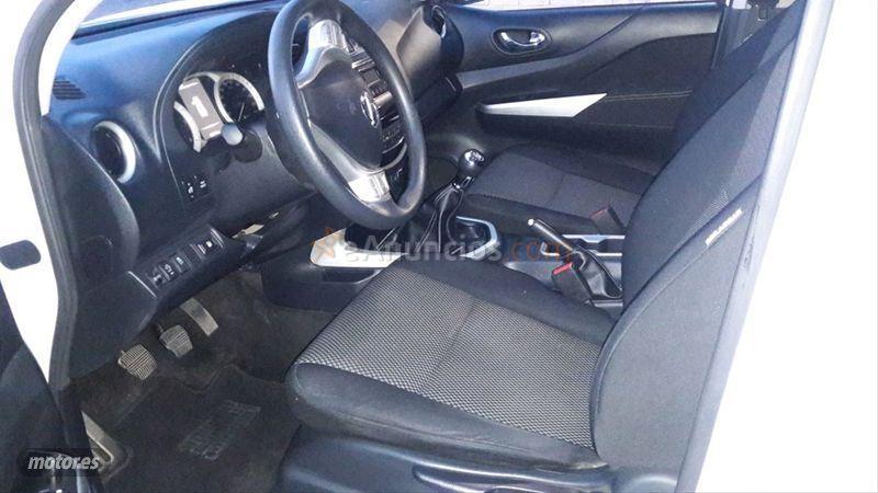 Nissan Navara Doble Cab. 2.3dCi EU6 120kW160CV Tekna de 2017 con 102.700 Km por 22.500 EUR. en Burgos