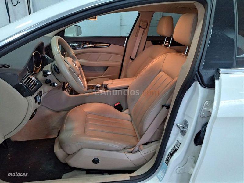 Mercedes Clase CLS CLS 350 CDI 4MATIC Shooting Brake de 2014 con 129.990 Km por 26.790 EUR. en Madrid