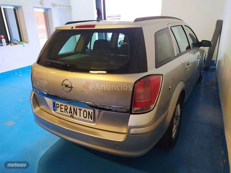 Opel Astra 1.9 CDTi Cosmo 120 CV SW de 2005 con 250.000 Km por 2.490 EUR. en Madrid