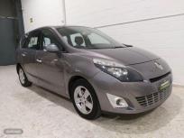 Renault Grand Scenic Dynamique dCi 110 7 plazas de 2012 con 200.000 Km por 5.500 EUR. en Sevilla