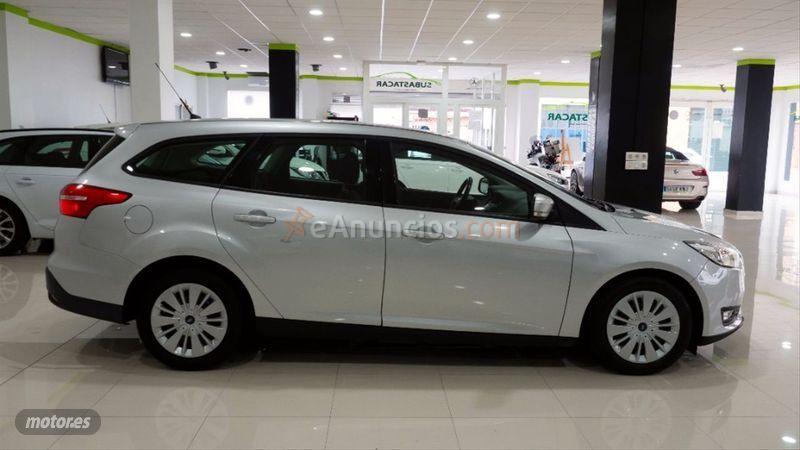 Ford Focus 1.5 TDCi E6 95cv Trend Sportbreak de 2016 con 164.878 Km por 7.700 EUR. en Badajoz