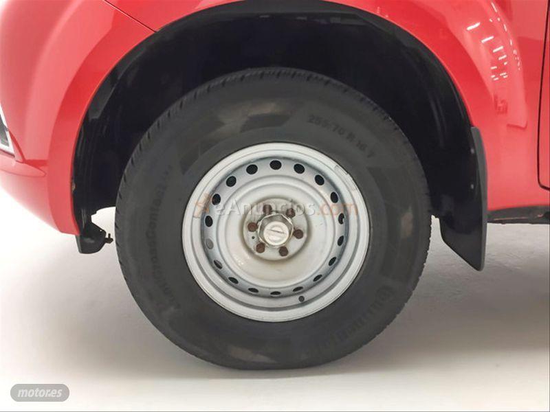 Nissan NP300 Navara 2.3 dCi 160CV Visia Doble Cabina 4X4 de 2016 con 7.410 Km por 27.990 EUR. en Toledo