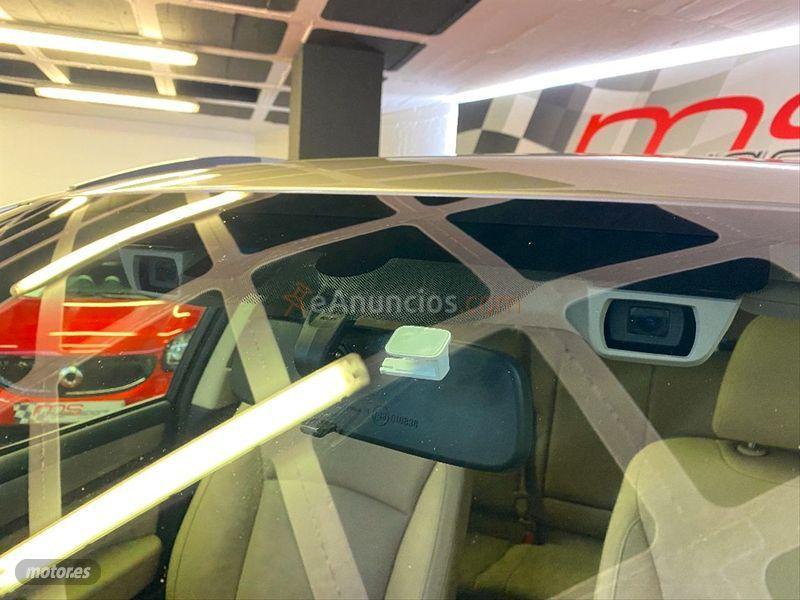 Subaru Outback 2.0 TD Executive CVT Lineartronic AWD de 2016 con 175.000 Km por 14.900 EUR. en Madrid