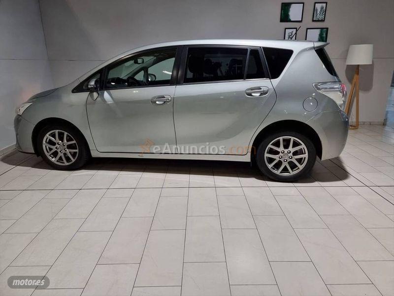 Toyota Verso 120D Comfort 5pl. de 2014 con 76.820 Km por 12.500 EUR. en Sevilla