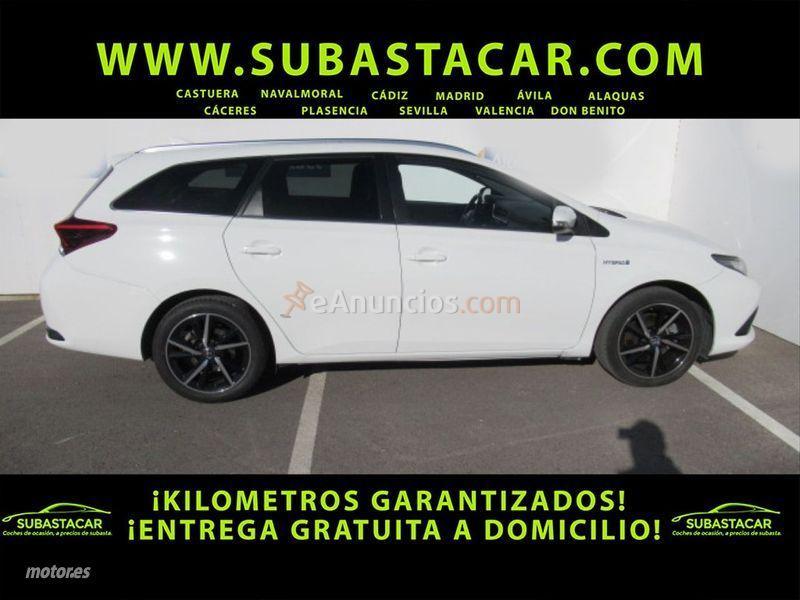 Toyota Auris 1.8 140H Feel Edition Touring Spo de 2018 con 140.562 Km por 13.400 EUR. en Almeria