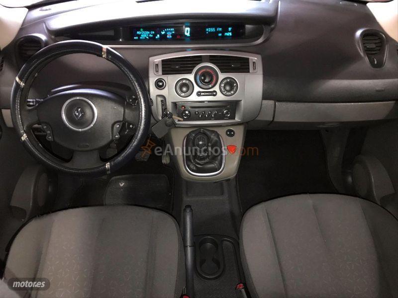 Renault Scenic Dynamique 1.5dCi105 EU4 de 2007 con 207.000 Km por 2.999 EUR. en Granada