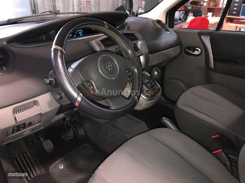Renault Scenic Dynamique 1.5dCi105 EU4 de 2007 con 207.000 Km por 2.999 EUR. en Granada