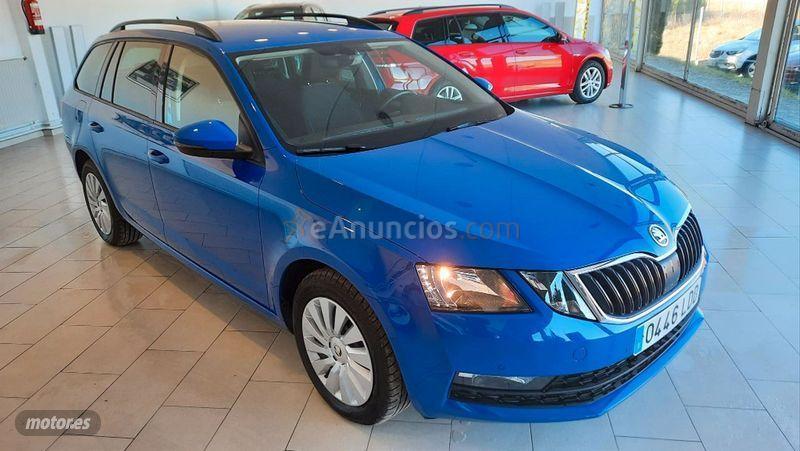 Skoda Octavia Combi 1.6 TDI CR 85KW 115CV Ambition de 2019 con 48.440 Km por 17.400 EUR. en Palencia