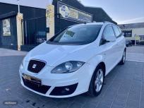 Seat Altea XL 1.6 102cv GLP Reference de 2013 con 270.000 Km por 4.490 EUR. en Jaen
