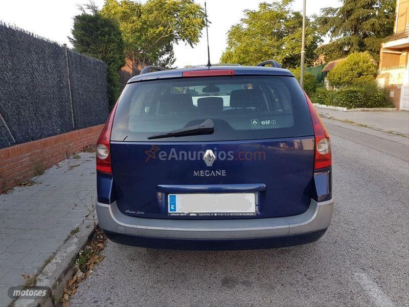 Renault Megane GRAND TOUR CONFORT EXPRESSION 1.6 16V de 2004 con 210.000 Km por 2.350 EUR. en Madrid