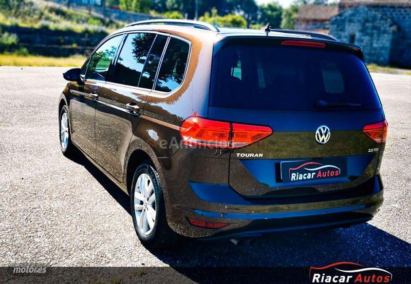 Volkswagen Touran Advance 2.0 TDI 110kW150CV BMT de 2017 con 139.000 Km por 18.700 EUR. en Pontevedra