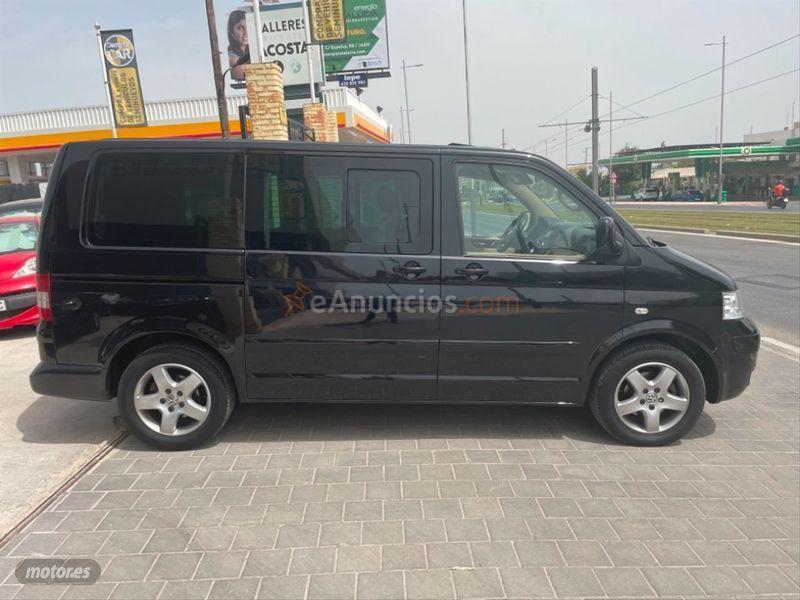Volkswagen Multivan 2.5 TDI 174cv Highline de 2007 con 320.000 Km por 14.990 EUR. en Jaen