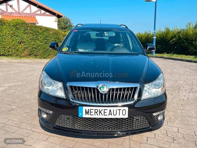 Skoda Octavia Combi 2.0 TDI DPF RS de 2011 con 157.000 Km por 10.500 EUR. en Guipuzcoa