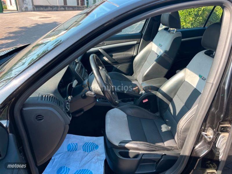 Skoda Octavia Combi 2.0 TDI DPF RS de 2011 con 157.000 Km por 10.500 EUR. en Guipuzcoa