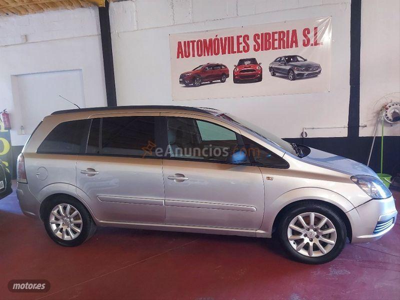 Opel Zafira Cosmo 1.9 CDTi 8v 120 CV de 2006 con 244.000 Km por 1.999 EUR. en Badajoz