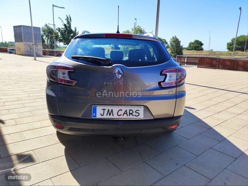 Renault Megane Sport Tourer Dynamique 1.9dCi 130cv de 2010 con 230.000 Km por 3.990 EUR. en Lleida