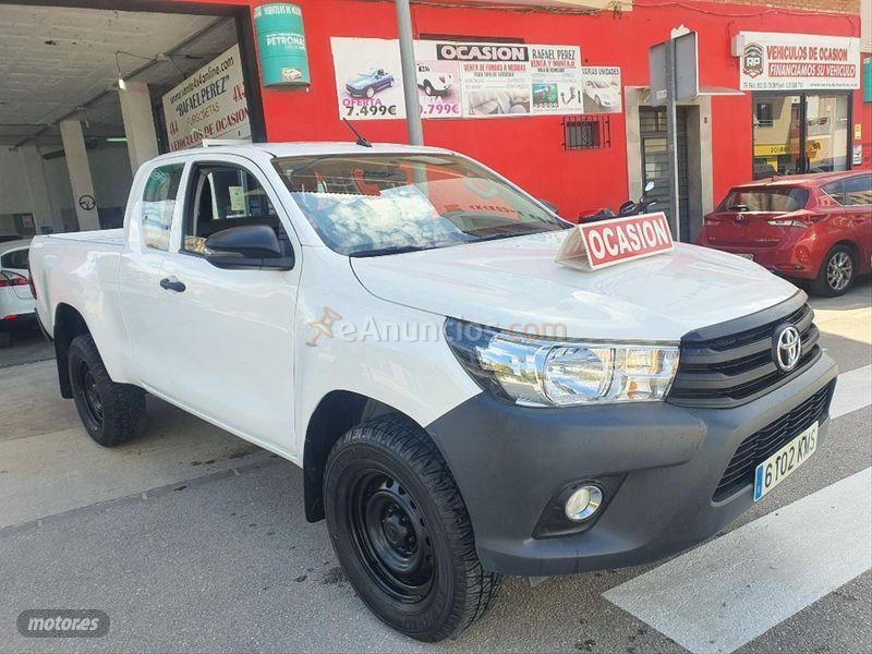 Toyota Hilux 2.4 D4D Cabina Extra GX de 2018 con 30.284 Km por 29.500 EUR. en Malaga