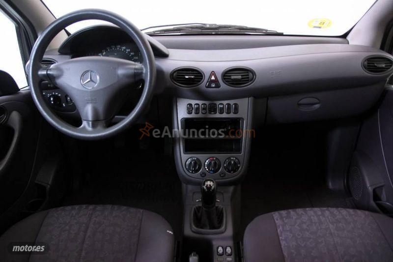 Mercedes Clase A A 140 CLASSIC de 2002 con 121.780 Km por 4.790 EUR. en Madrid