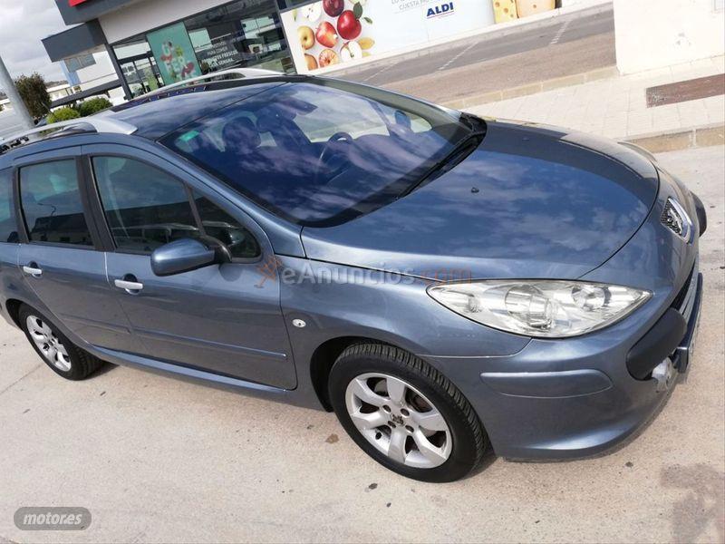 Peugeot 307 SW 1.6 HDi 110 FAP DSign de 2007 con 215.000 Km por 3.000 EUR. en Malaga