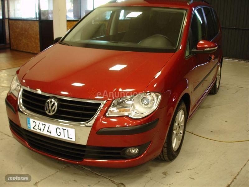 Volkswagen Touran 1.9 TDI 105cv Advance de 2010 con 243.000 Km por 7.150 EUR. en La Rioja