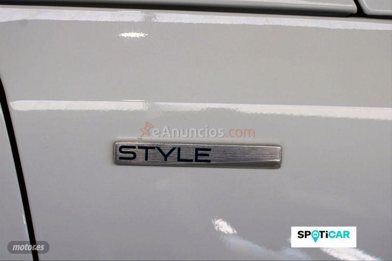 Peugeot 308 SW Style 1.5 BlueHDi 96KW 130CV de 2018 con 179.189 Km por 13.950 EUR. en Madrid