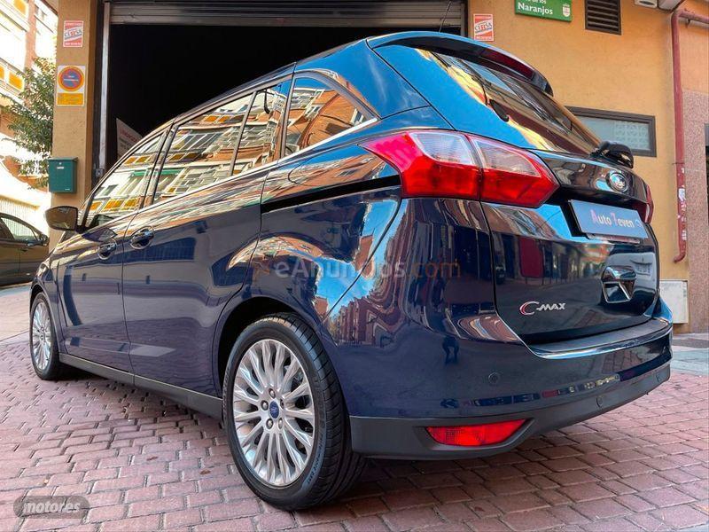 Ford Grand C-Max 1.0 EcoBoost 125 AutoStartStop Titani. de 2013 con 120.000 Km por 8.999 EUR. en Madrid